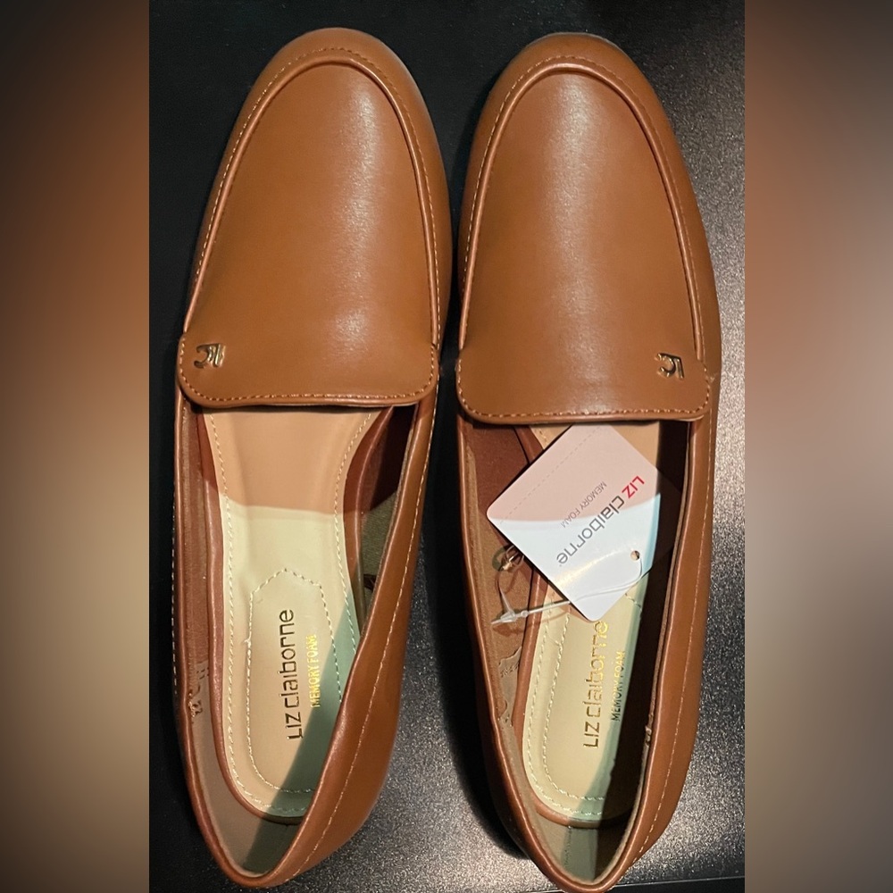 NWT Liz Claiborne Loafers